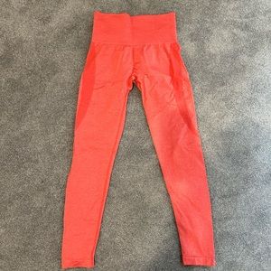 Candy Apple NVGTN contour seamless leggings